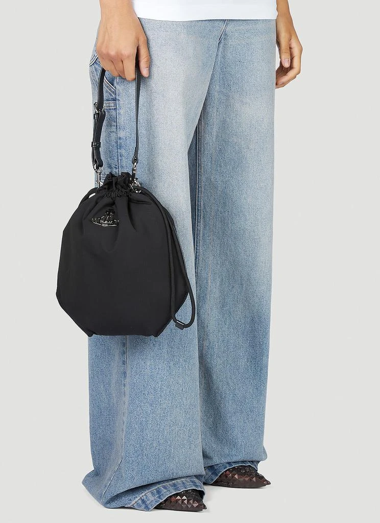 商品Vivienne Westwood|Re Nylon Drawstring Pouch Bag,价格¥2745,第2张图片详细描述