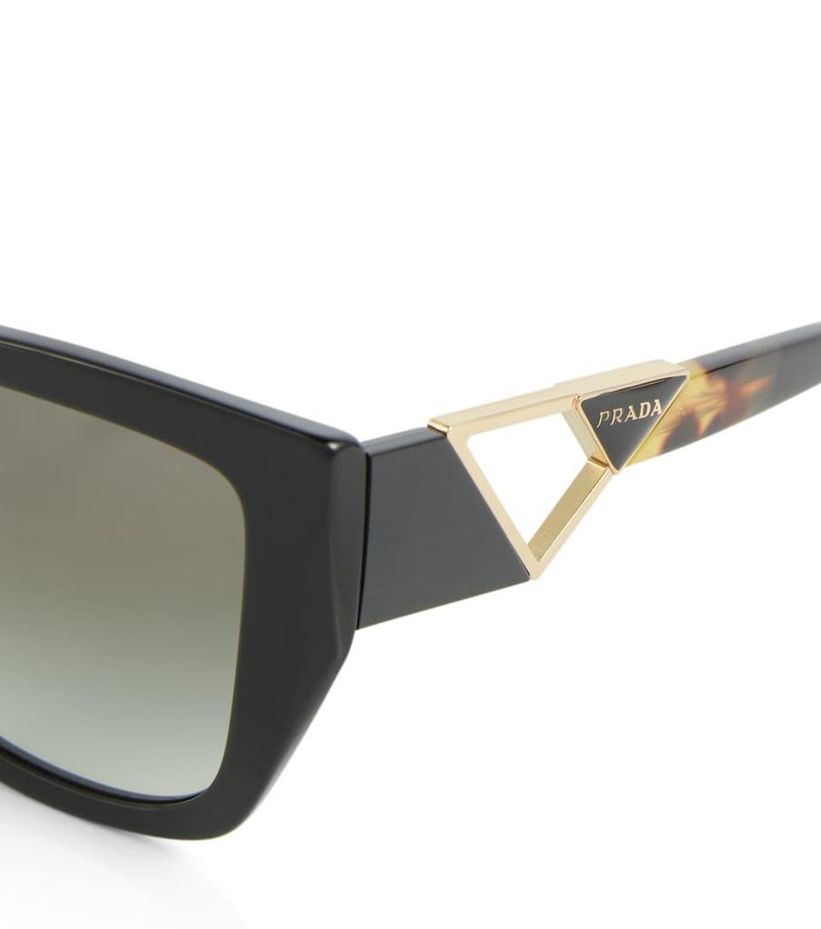 商品Prada|Oversized sunglasses,价格¥2770,第4张图片详细描述
