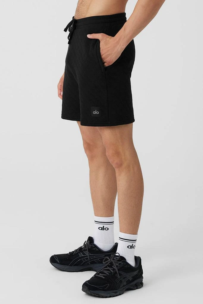 商品Alo|Quilted Stadium Short - Black,价格¥674,第3张图片详细描述