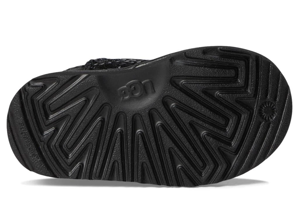 商品UGG|Classic II Gel Hearts (Toddler/Little Kid),价格¥667,第3张图片详细描述