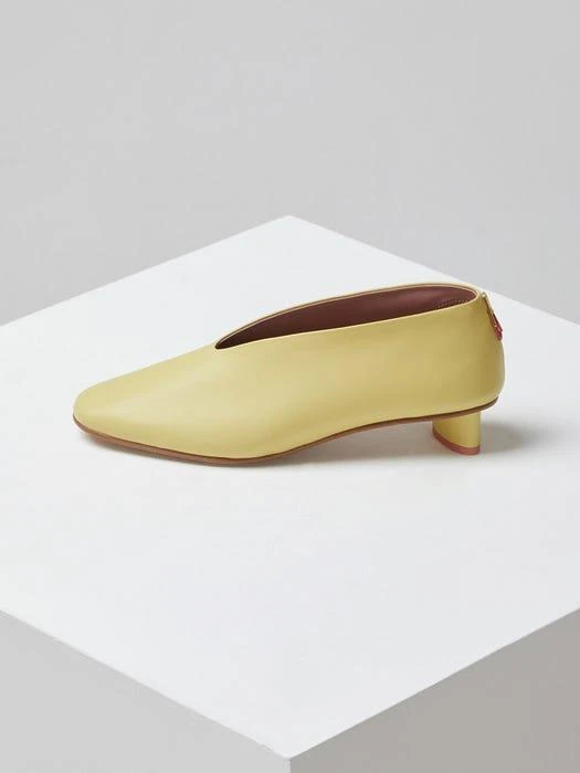 商品ARCHIVEPKE|Epke V-Pumps - Champagne,价格¥1734,第1张图片
