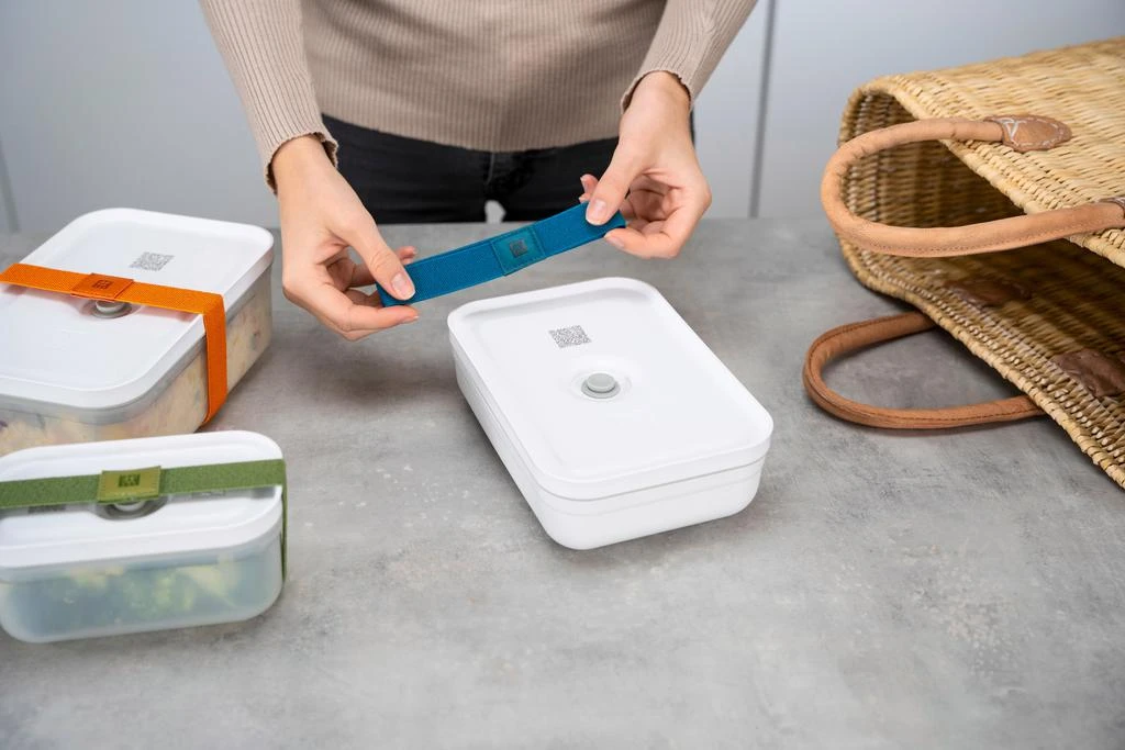 商品ZWILLING|Fresh & Save Plastic Lunch Box Set, Airtight Food Storage Container, Meal Prep Container, BPA-Free, White - Assorted sizes,价格¥401,第4张图片详细描述