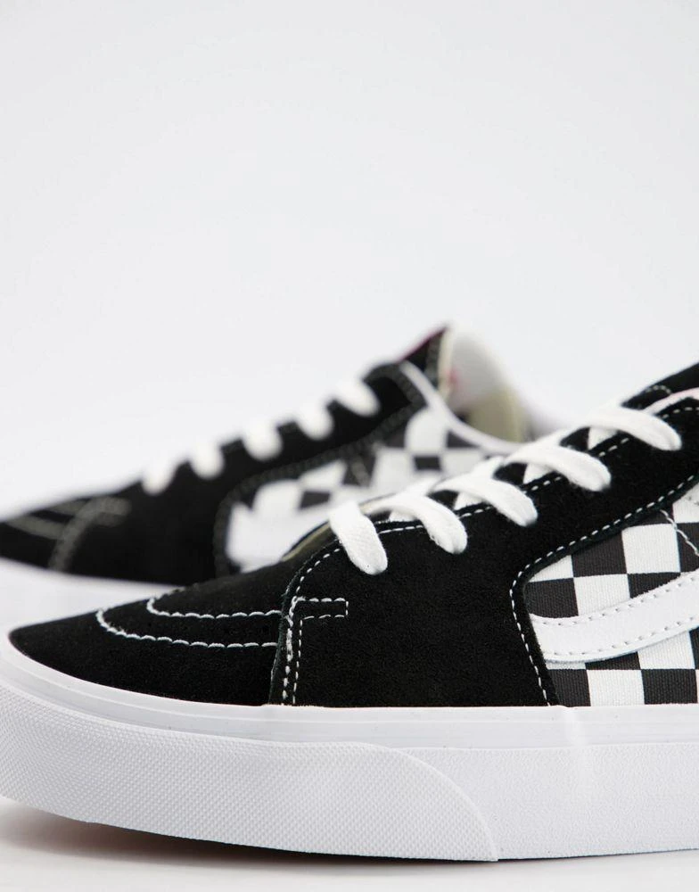 商品Vans|Vans SK8-Low checkerboard suede trainers in black,价格¥404,第4张图片详细描述