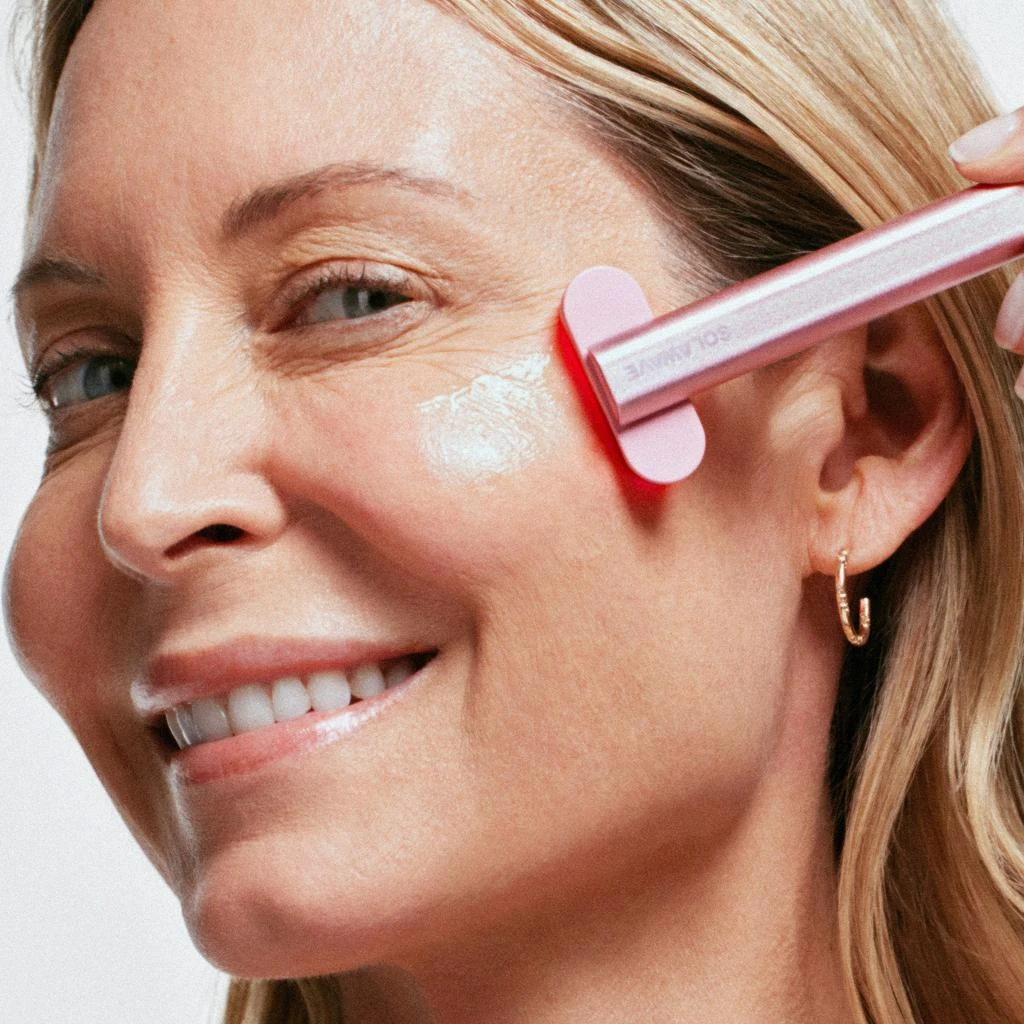 商品Solawave|Advanced Skincare Wand With Red Light Therapy,价格¥599,第2张图片详细描述