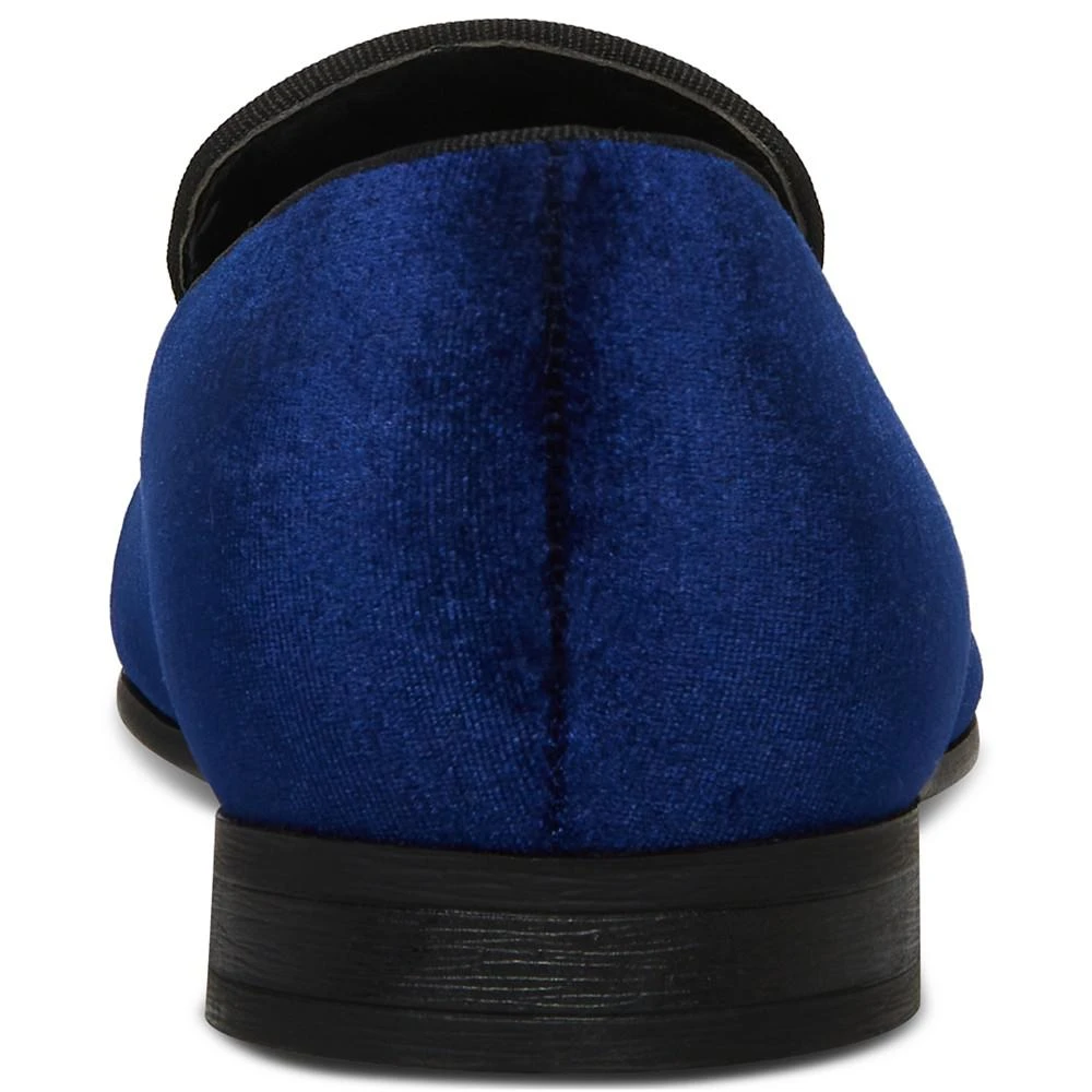 商品Steve Madden|Men's Martini Velvet Smoking Slipper,价格¥376,第2张图片详细描述