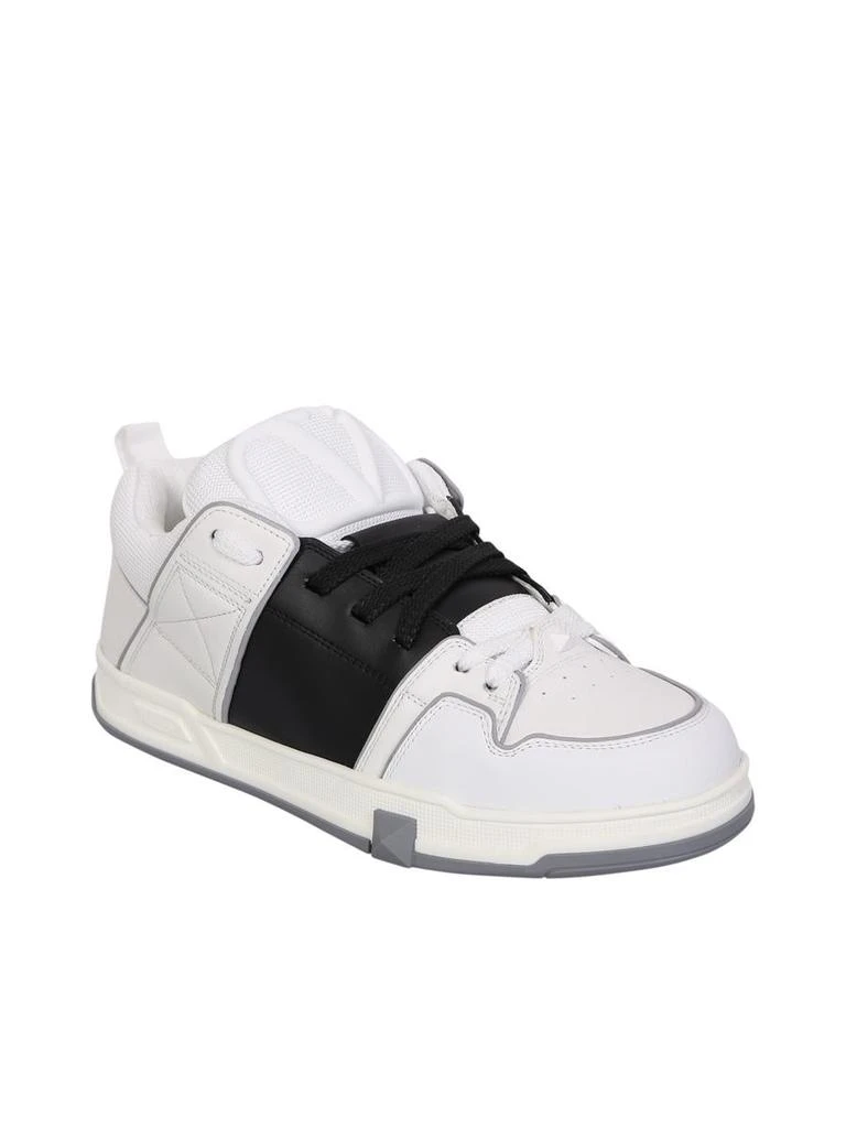商品Valentino|VALENTINO GARAVANI OPEN SKATE SNEAKERS BY VALENTINO GARAVANI. INSPIRED BY THE CLASSIC OPEN SHOE, THIS SNEAKER BOASTS A NEW AND CASUAL LOOK,价格¥6772,第2张图片详细描述
