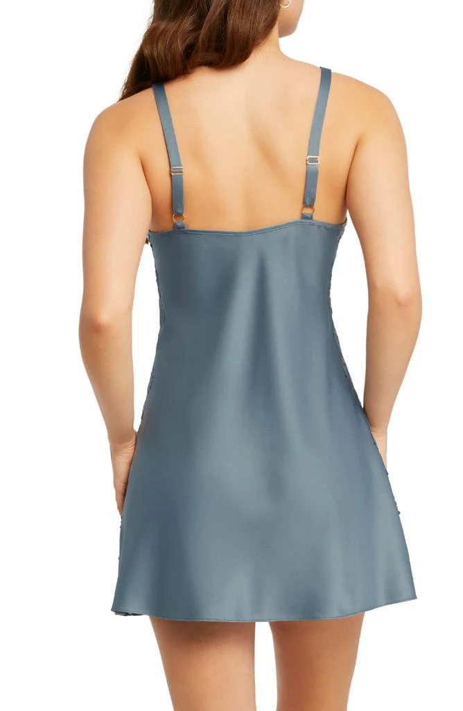 商品Rya Collection|Zinnia Charmeuse Chemise,价格¥229,第2张图片详细描述