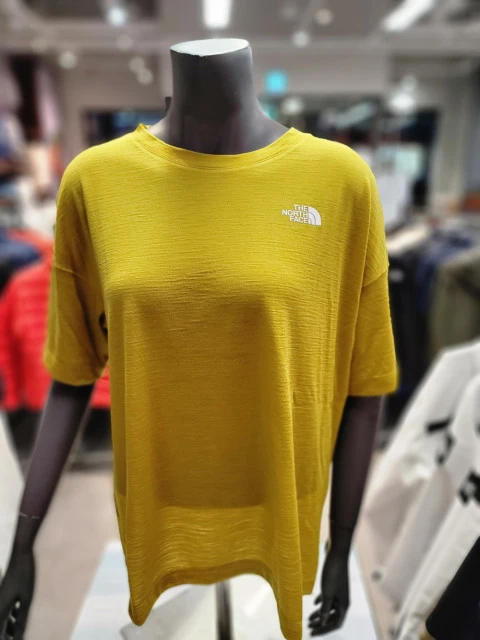 商品The North Face|【Brilliant|包邮包税】北面户外 女士 MERINO 毛 短袖 T恤 NI7UN39B MUS,价格¥335,第1张图片