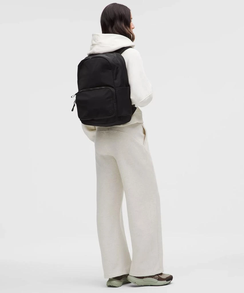 Everywhere Backpack 22L 商品