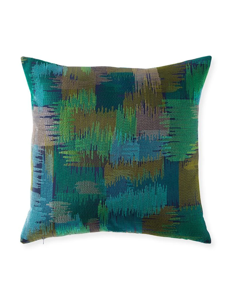 商品Eastern Accents|Breslin Embroidered Decorative Pillow,价格¥2002,第1张图片