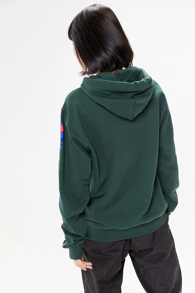 商品CHAMPION|Champion & UO Pullover Hoodie Sweatshirt 女款独家卫衣,价格¥378,第3张图片详细描述