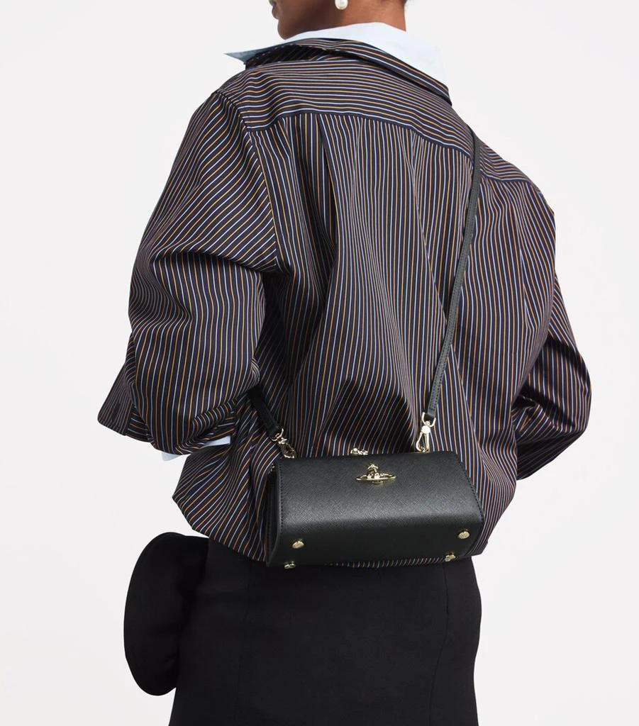 商品Vivienne Westwood|Extra Large Satin Doll Frame Top-Handle Bag,价格¥2650,第4张图片详细描述