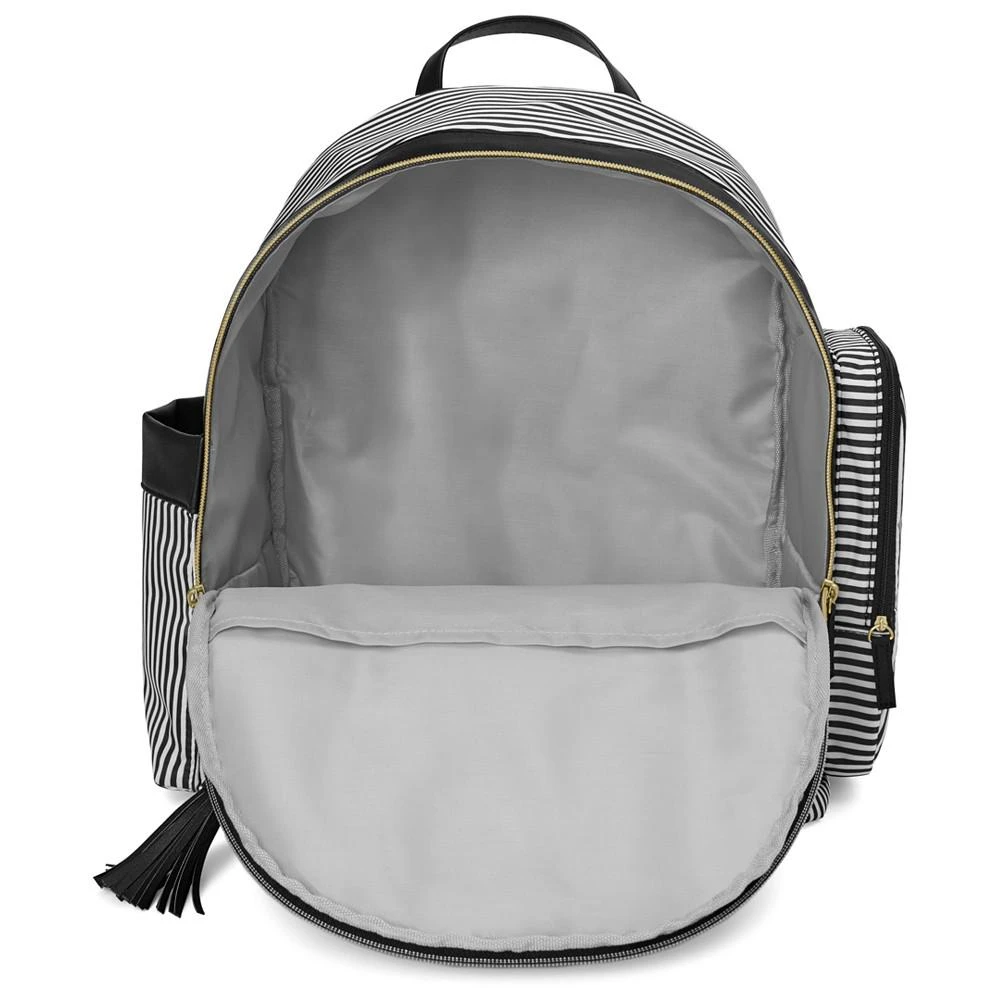 商品Carter's|Handle It All Striped Backpack Diaper Bag,价格¥450,第4张图片详细描述