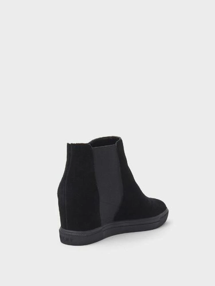商品DKNY|Chelsea Sport Suede Wedge Sneaker,价格¥675,第2张图片详细描述