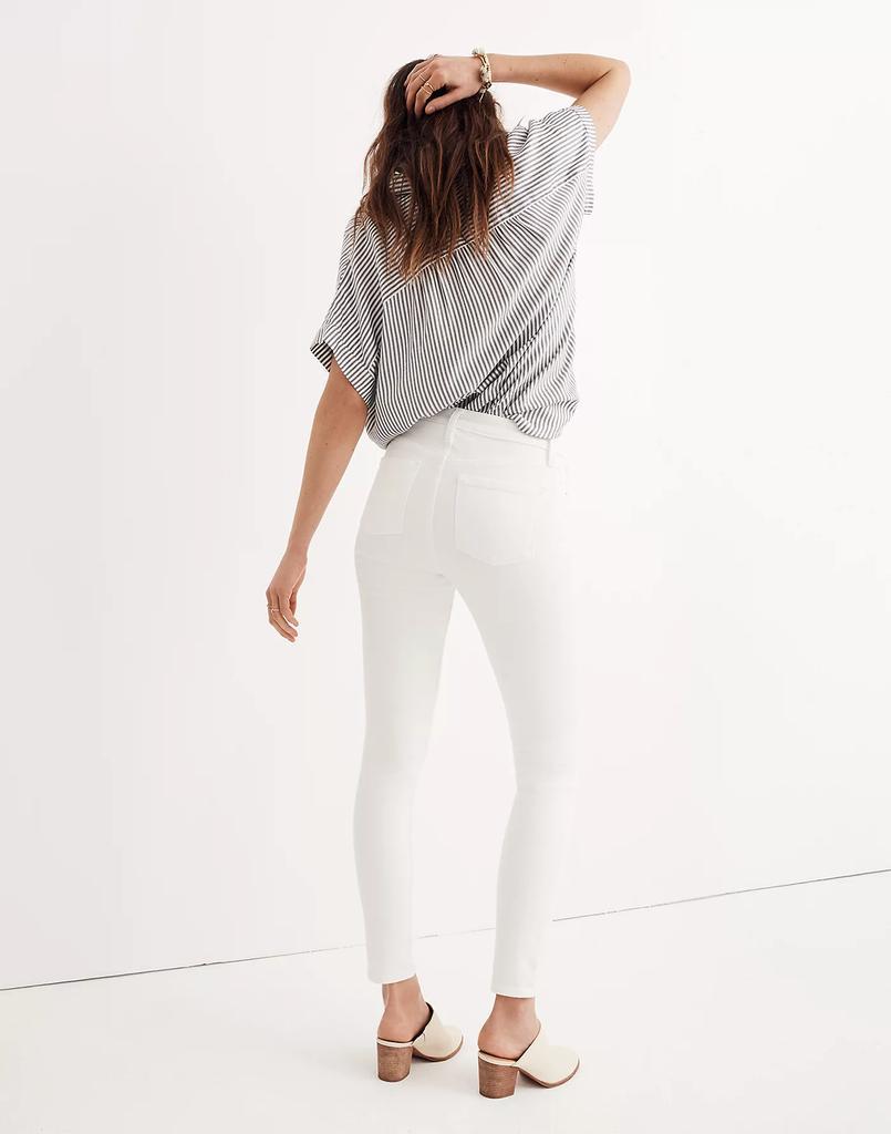 商品Madewell|Petite 9" Mid-Rise Skinny Jeans in Pure White,价格¥374,第5张图片详细描述