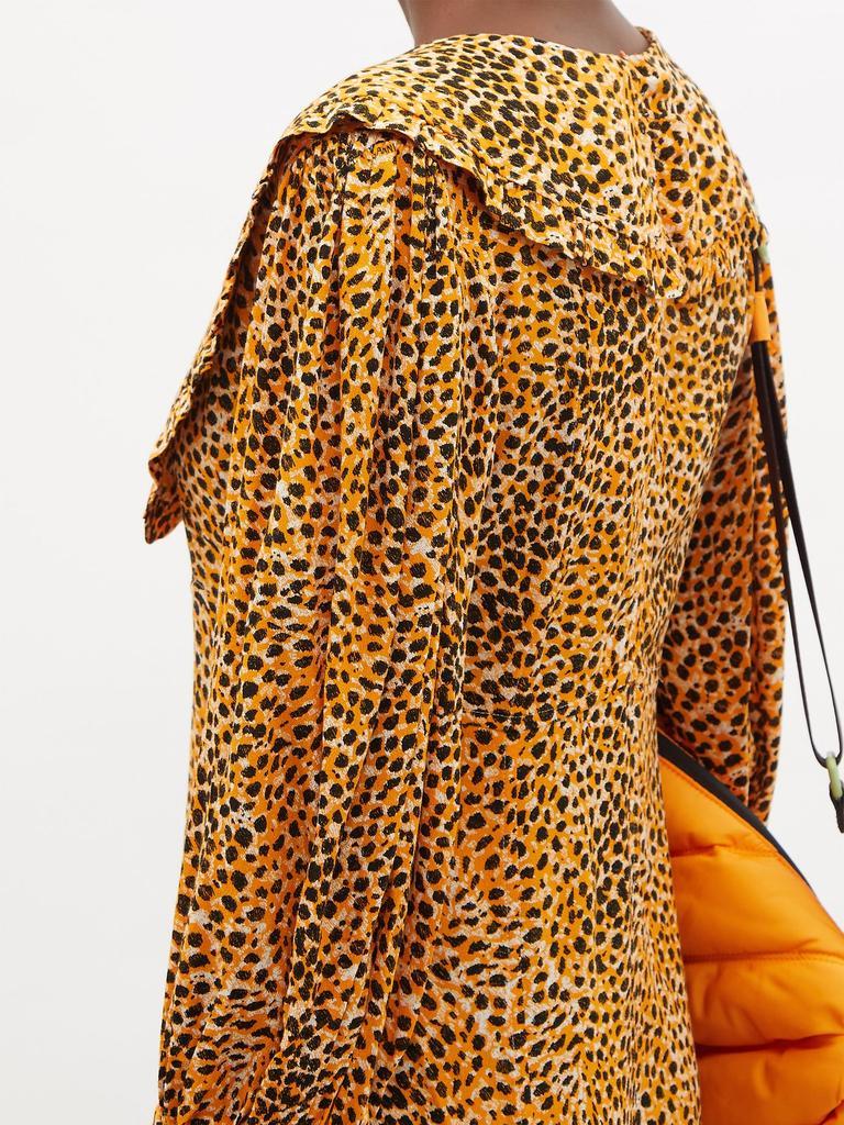 商品Ganni|Chelsea-collar cheetah-print crepe dress,价格¥546,第6张图片详细描述