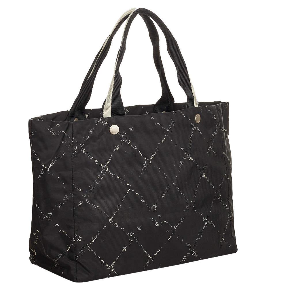 Chanel Black Nylon Old Travel Line Tote Bag商品第2张图片规格展示