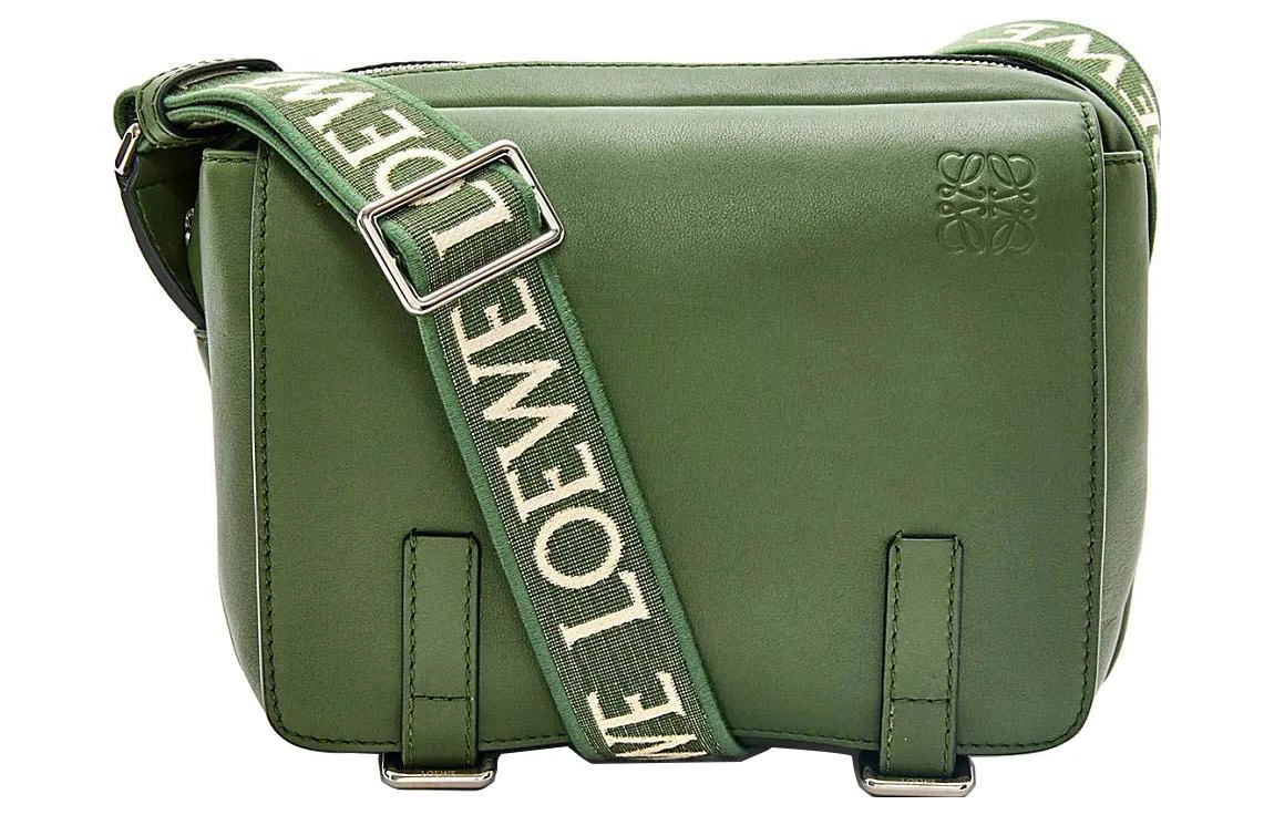 商品[国内直发] Loewe|【23年春夏新款】 罗意威 可调式肩带磁扣开合柔软 牛皮 邮差包单肩斜挎包 超小号 男款 猎人绿,价格¥11773,第1张图片