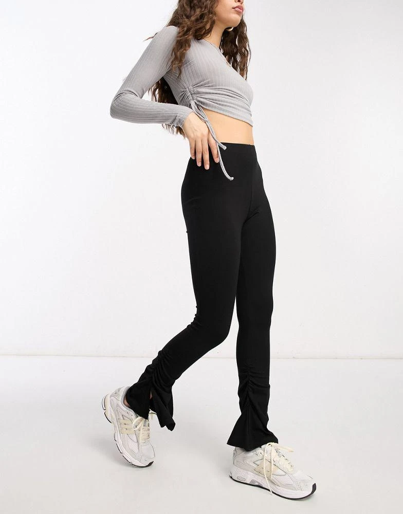 商品ASOS|ASOS DESIGN Petite Ruched hem split legging in black,价格¥65,第3张图片详细描述