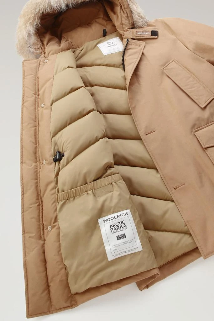 商品Woolrich|Arctic Parka in Ramar Cloth with Detachable Fur Trim - Men - Beige,价格¥5002,第5张图片详细描述