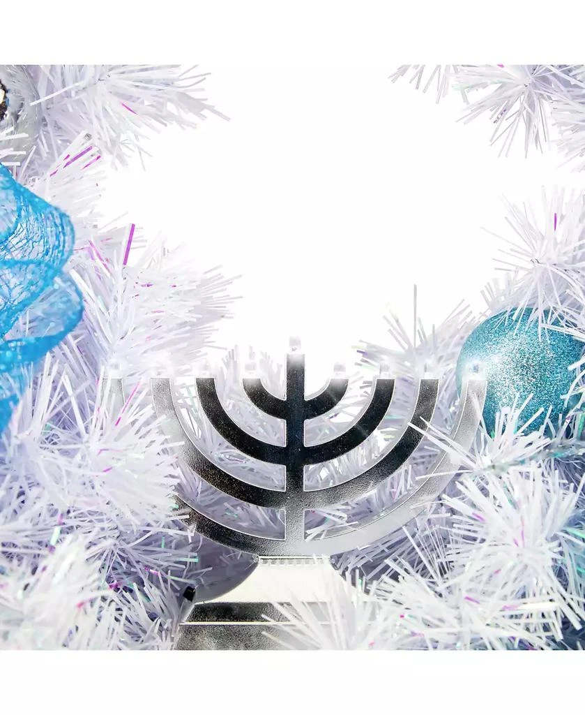 商品Northlight|24" Pre-Decorated Menorah Artificial Pine Hanukkah Wreath,价格¥1111,第2张图片详细描述