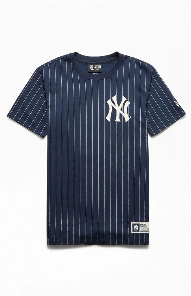 商品New Era|Pinstripe Yankees T-Shirt,价格¥333,第2张图片详细描述