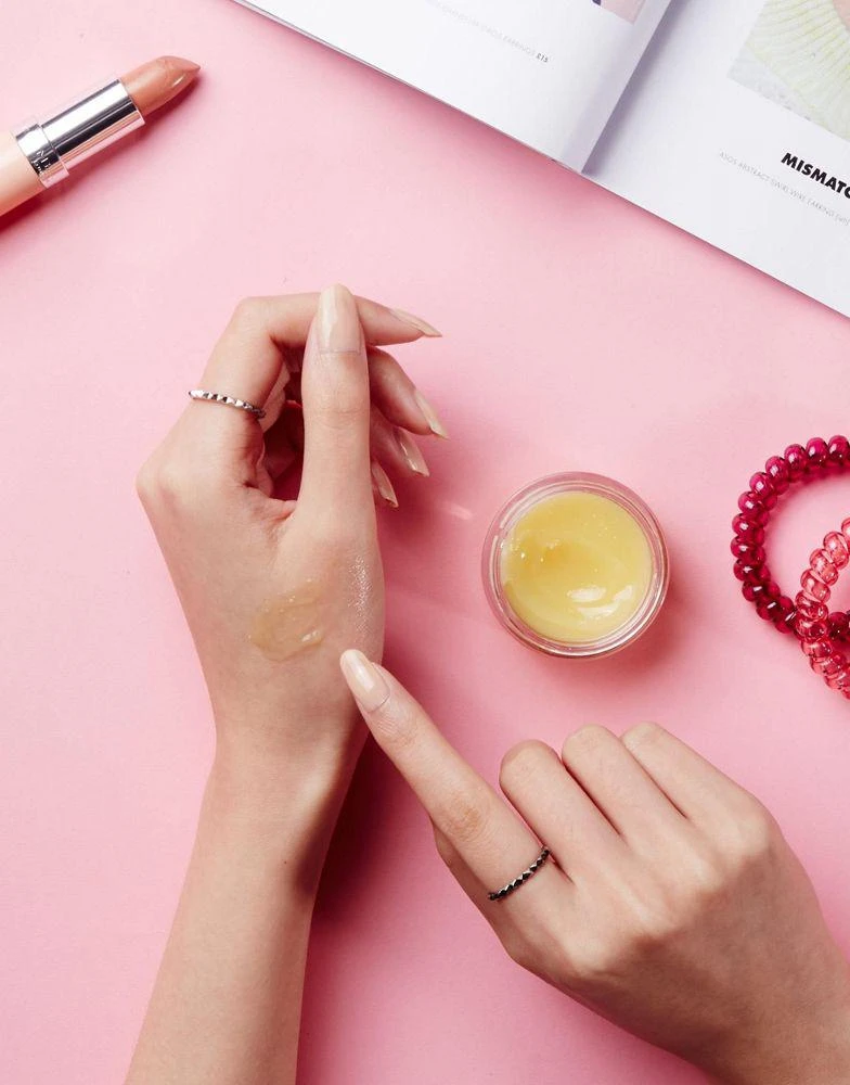 商品ELEMIS|Elemis Pro-Collagen Cleansing Balm Travel Size 20g,价格¥94,第4张图片详细描述