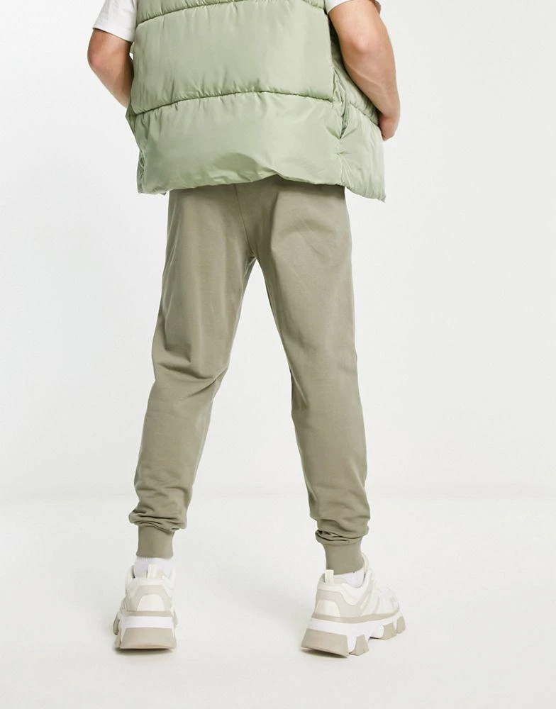 商品ASOS|ASOS DESIGN tapered joggers in green,价格¥192,第2张图片详细描述