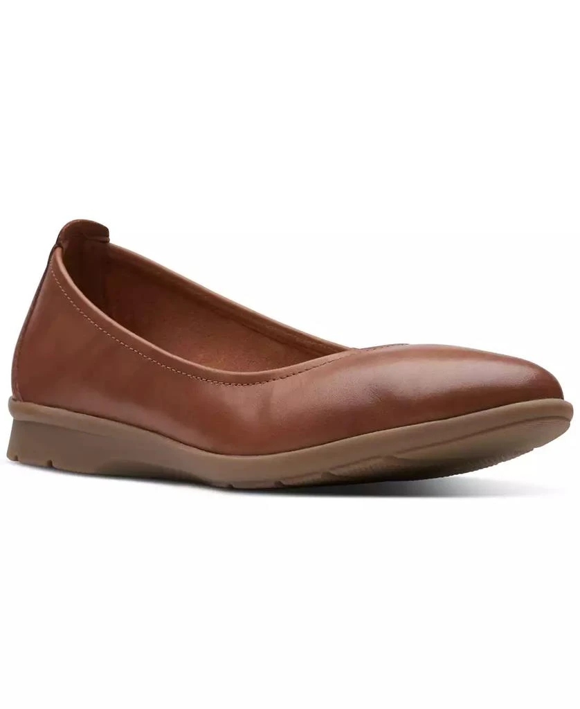 商品Clarks|Women's Jenette Ease Round-Toe Slip-On Flats,价格¥283,第1张图片