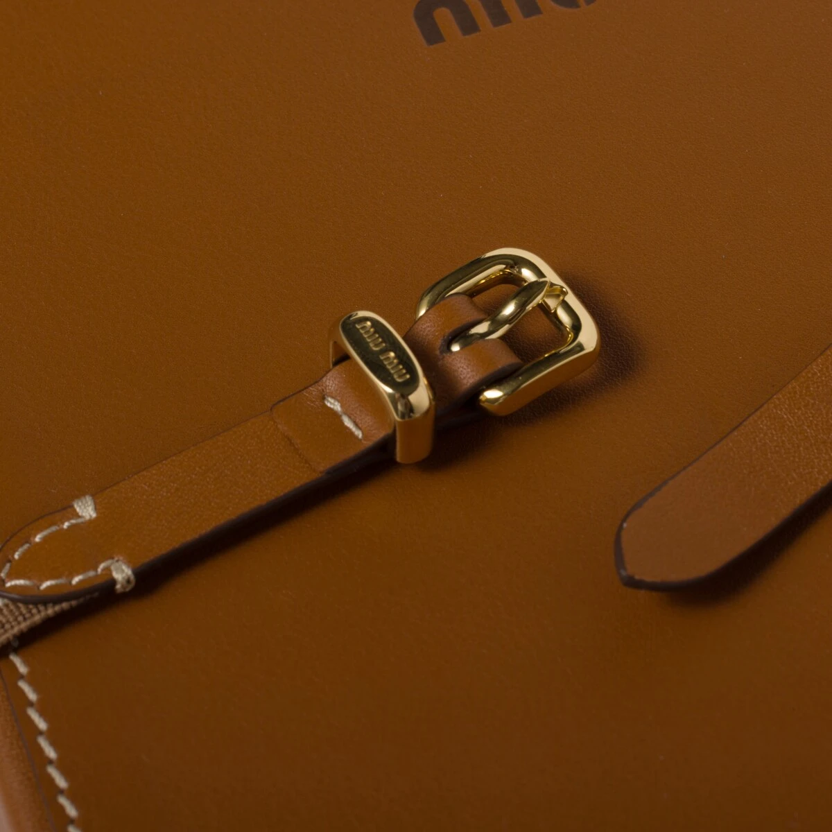 【预售】 缪缪 25春夏 女士 文具 Agenda en cuir 5RM035_2CSY_F0046  商品