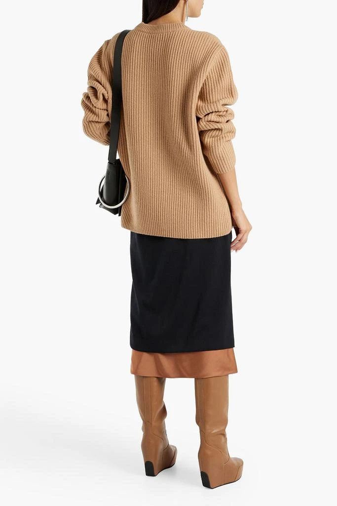 商品Dries Van Noten|Spany satin-paneled crepe midi skirt,价格¥2484,第3张图片详细描述
