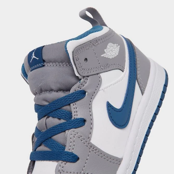 商品Jordan|Kids' Toddler Air Jordan Retro 1 Mid Casual Shoes,价格¥450,第3张图片详细描述