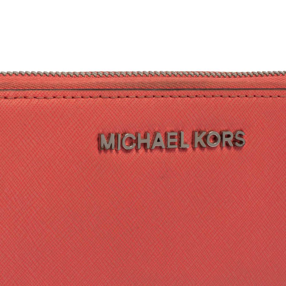 Michael Kors Pink Leather Zip Around Wristlet Wallet商品第5张图片规格展示