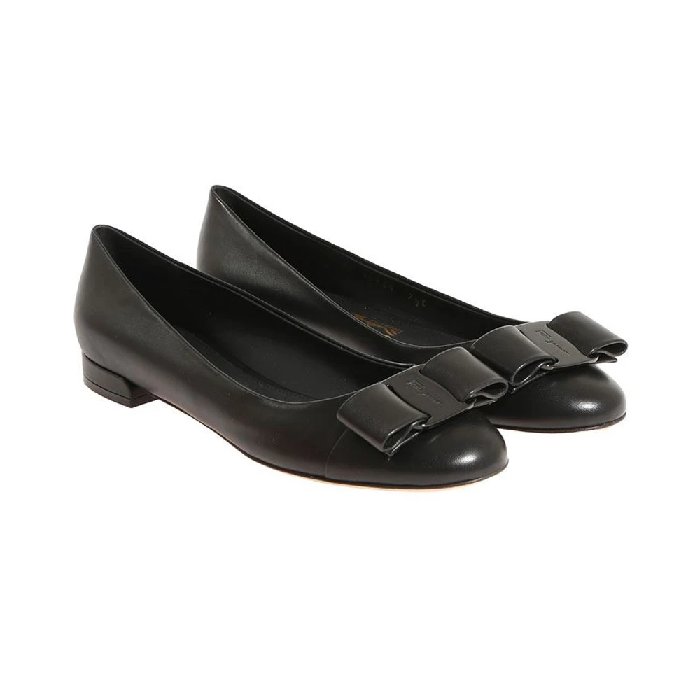 SALVATORE FERRAGAMO 女士黑色漆皮蝴蝶结装饰粗跟鞋 0685760 商品