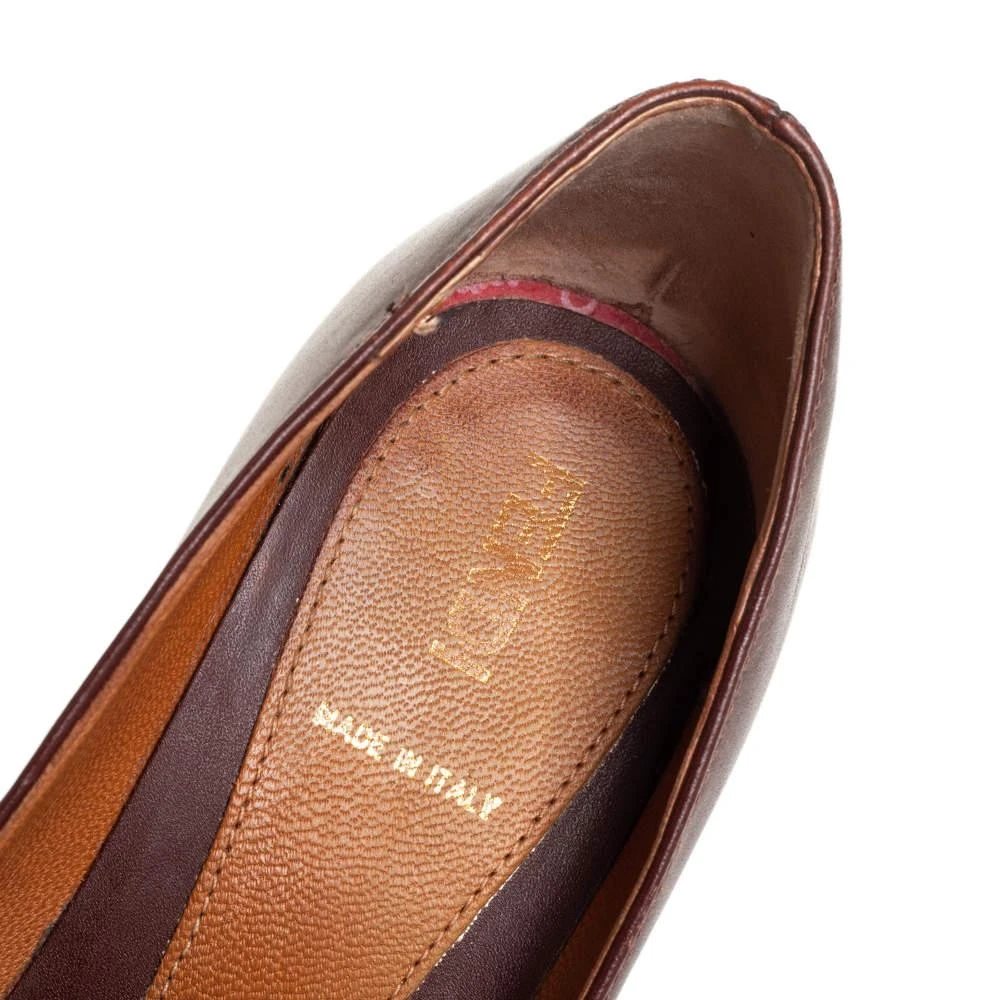 Fendi Burgundy Leather Pequin Block Heel Pumps Size 35 商品