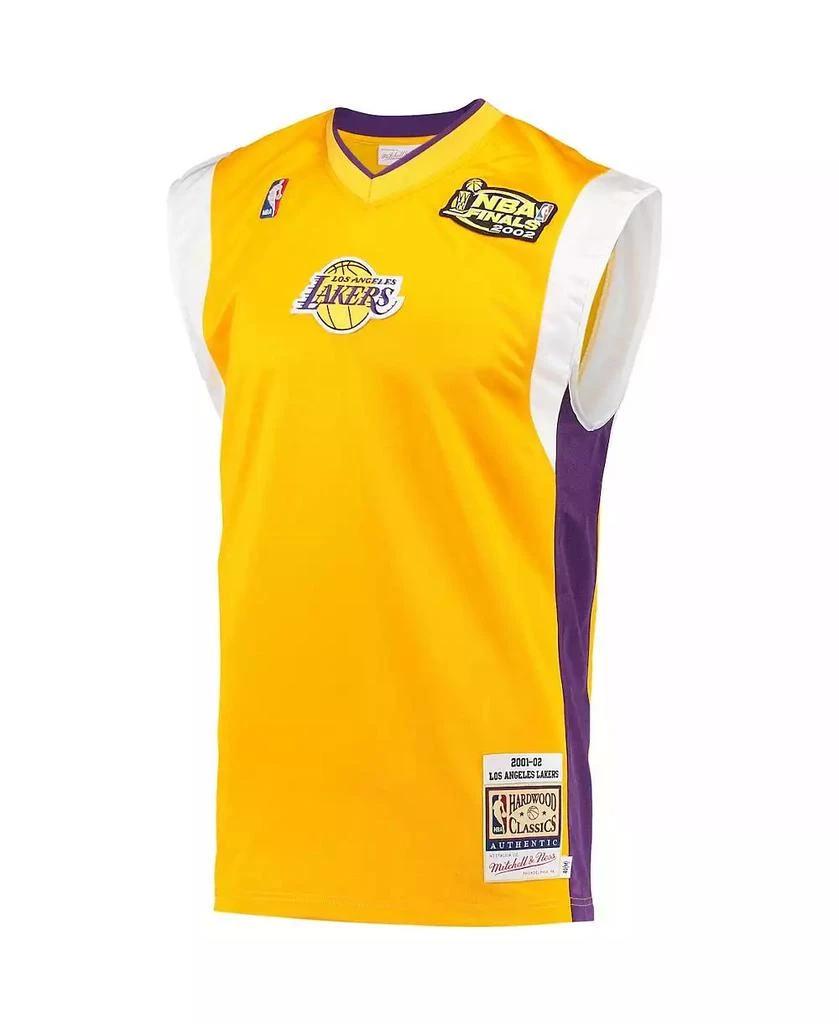 商品Mitchell & Ness|Men's Gold Los Angeles Lakers 2002 NBA Finals Hardwood Classics On-Court Authentic Sleeveless Shooting Shirt,价格¥943,第3张图片详细描述