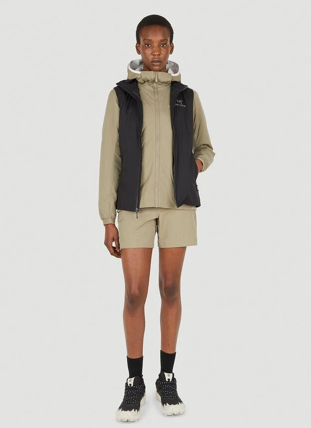 商品Arc'teryx|Gamma LT Shorts in Beige,价格¥392,第2张图片详细描述