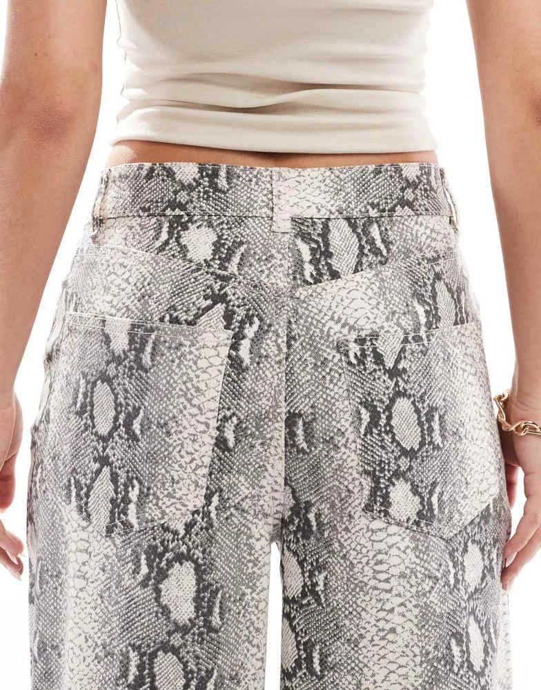商品Object|Object wide leg jeans in neutral snake print,价格¥687,第5张图片详细描述