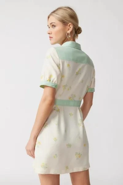 UO Carla Collared Floral Mini Dress 商品
