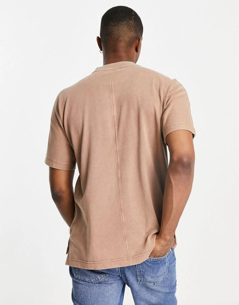 商品NIKE|Nike Premium Essentials washed heavyweight short sleeve top in archaeo brown,价格¥309,第4张图片详细描述