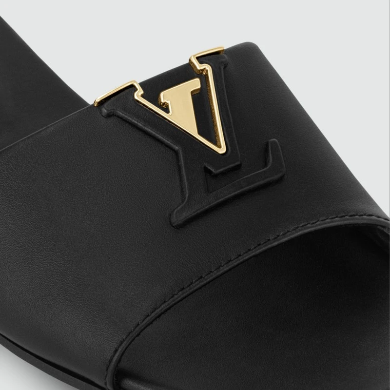 商品Louis Vuitton|【预售3-7天】LV/路易威登 女士黑色小牛皮平跟凉鞋,价格¥7143,第5张图片详细描述