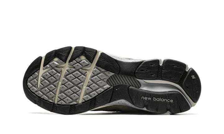 New Balance 990 V3 商品