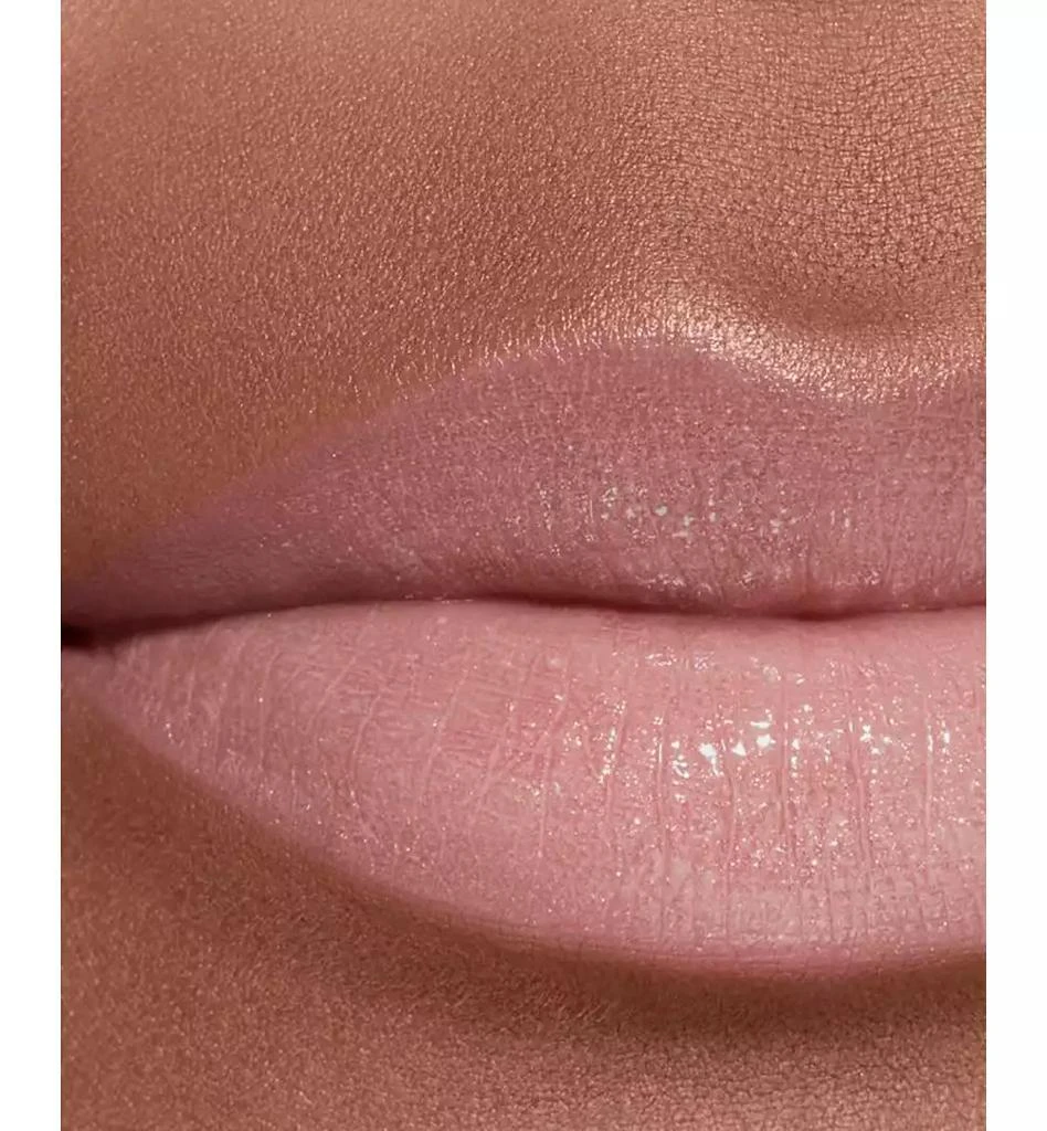 商品Chanel|Hydrating Beautifying Tinted Lip Balm Buildable Color,价格¥363,第4张图片详细描述