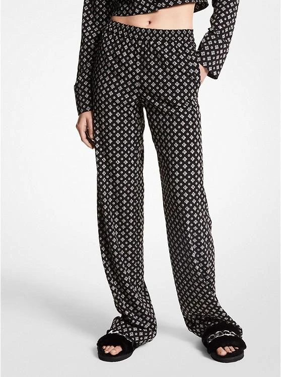 商品Michael Kors|Studded Medallion Crushed Crepe Pajama Pants,价格¥327,第1张图片