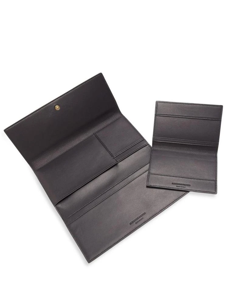 商品Alexander McQueen|Metallic Leather Travel Wallet,价格¥3162,第2张图片详细描述