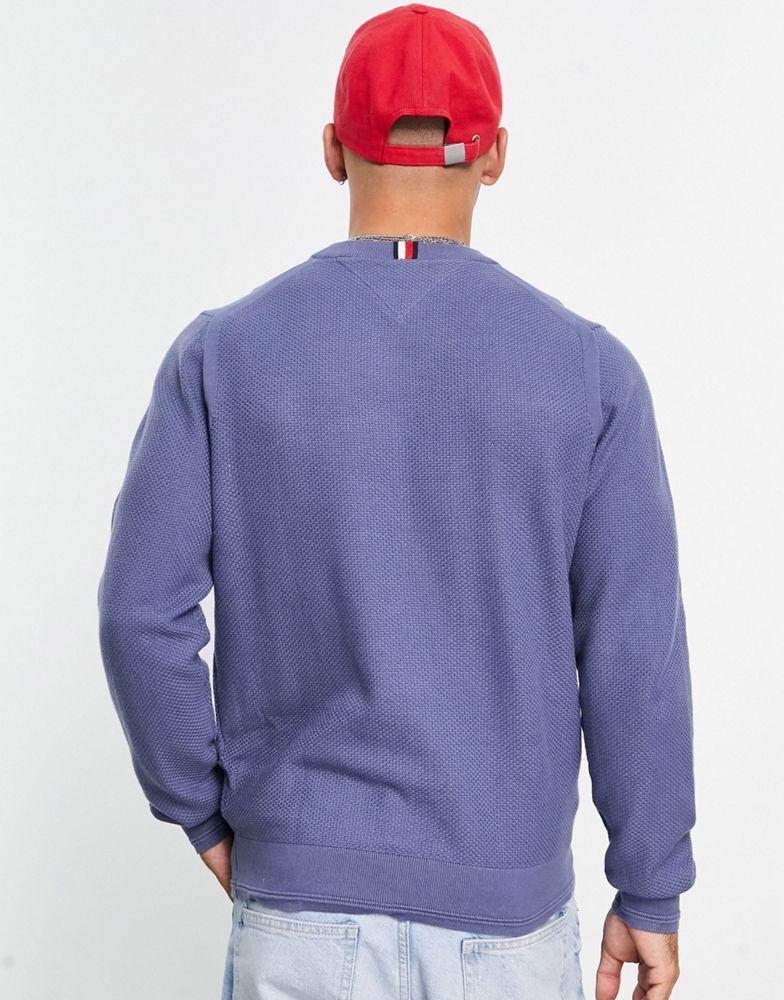 商品Tommy Hilfiger|Tommy Hilfiger orgnic cotton flag logo basket weave knit jumper in blue,价格¥959,第5张图片详细描述