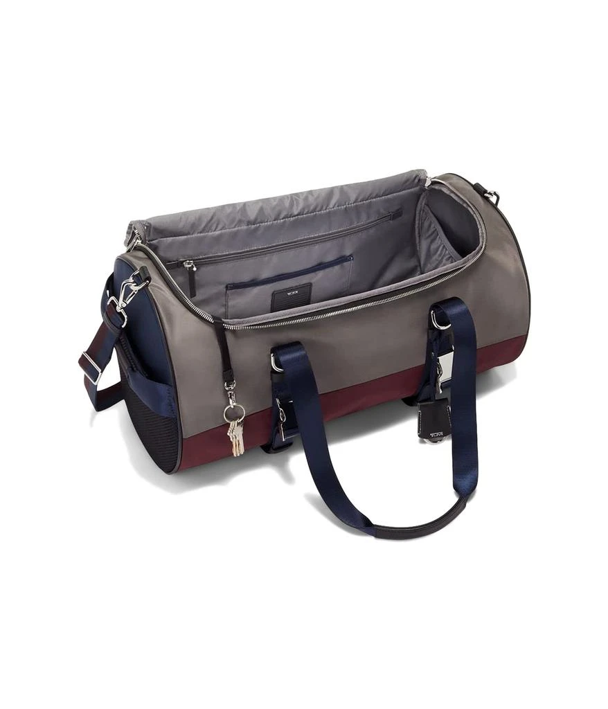 商品Tumi|Misty Duffel,价格¥2665,第2张图片详细描述