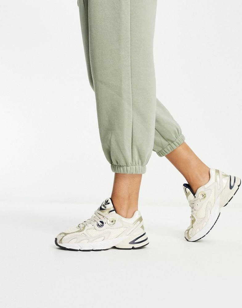 商品Adidas|adidas Originals Astir trainers in chalk and gold,价格¥789,第3张图片详细描述