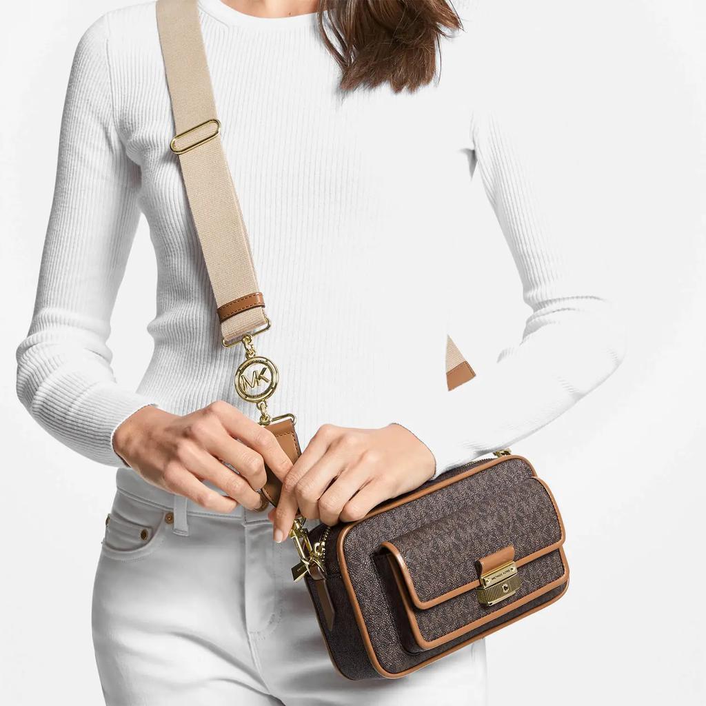 商品Michael Kors|MICHAEL Michael Kors Women's Bradshaw Medium Pckt Camera Xbody Bag - Brn/Acorn,价格¥2382,第4张图片详细描述