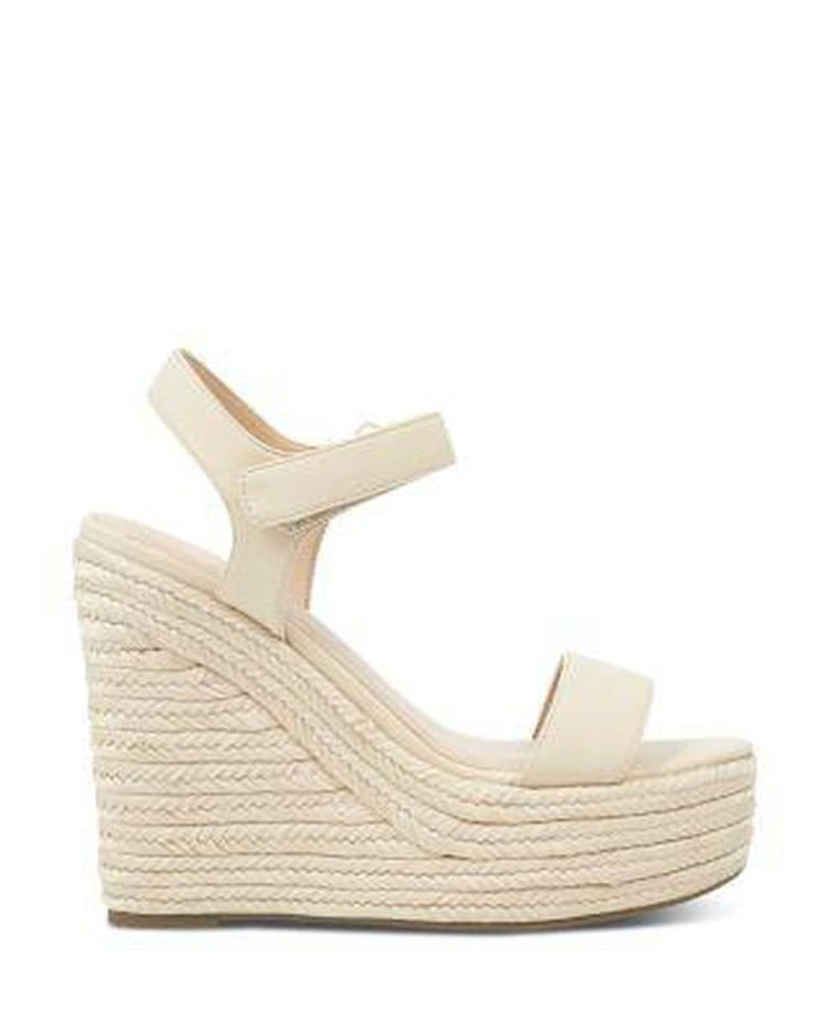 商品KENDALL & KYLIE|KENDALL and KYLIE Women's Grand Platform Wedge Espadrille Sandals ,价格¥208,第2张图片详细描述